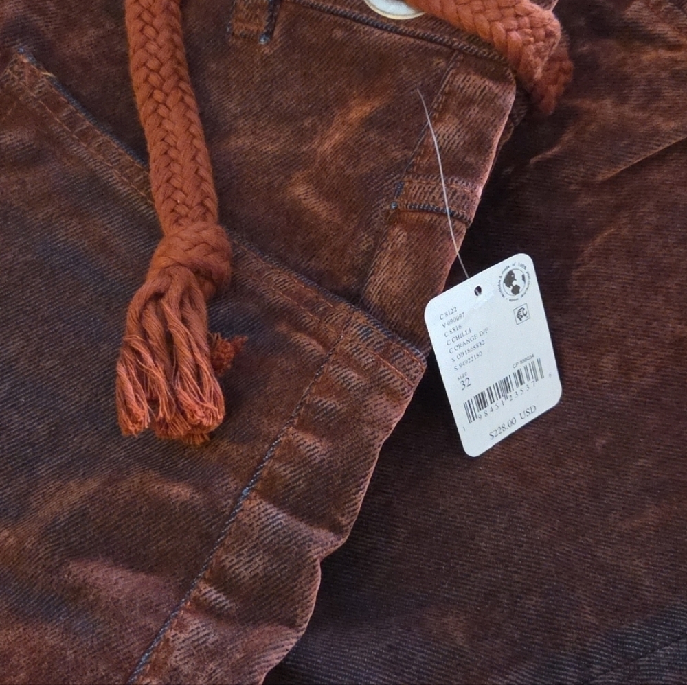 We The Free NWTs Moxie Flocked Pull-On Barrel Jeans - Picture 9 of 9